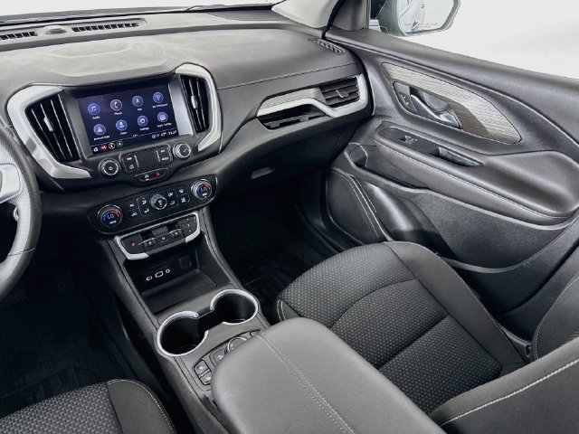 Used 2022 GMC Terrain SLE w/ Driver Convenience Package FWD image 25