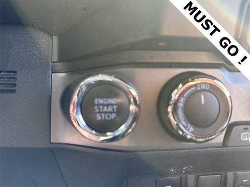 Used 2021 Toyota Tacoma TRD Off-Road image 25