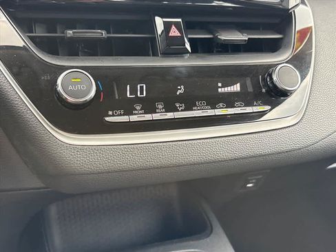 Used 2024 Toyota Corolla LE FWD image 16