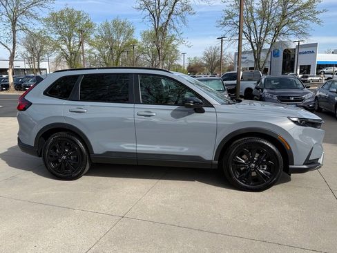 Certified 2026 Honda CR-V Sport Touring image 3