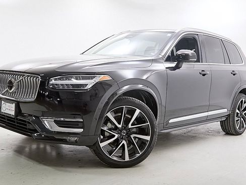 Used 2023 Volvo XC90 B6 Plus w/ Protection Package Premier image 2