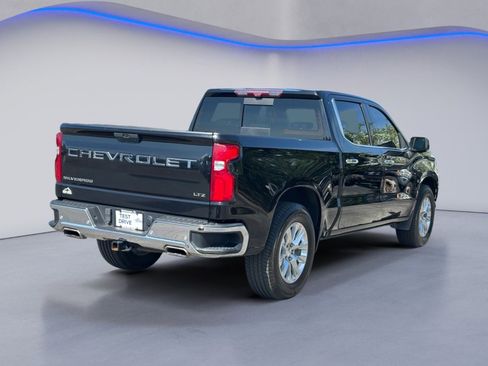 Used 2021 Chevrolet Silverado 1500 LTZ w/ LTZ Premium Package image 3