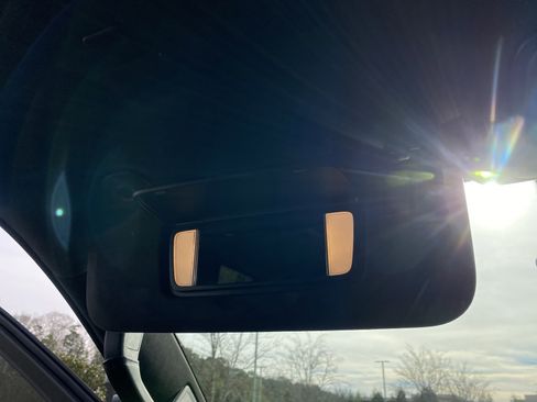 Used 2025 GMC Sierra 2500 AT4X image 50