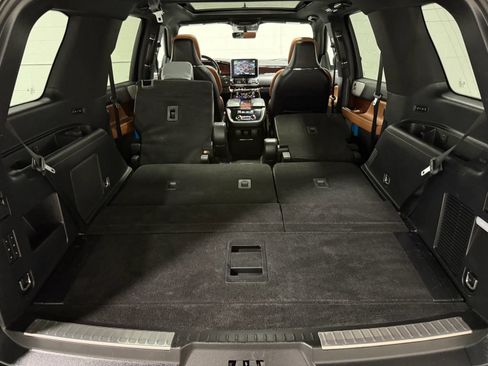 Used 2021 Lincoln Navigator Reserve w/ Luxury Package AWD/4WD image 62