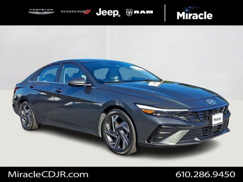 Used 2024 Hyundai Elantra Limited FWD image 1