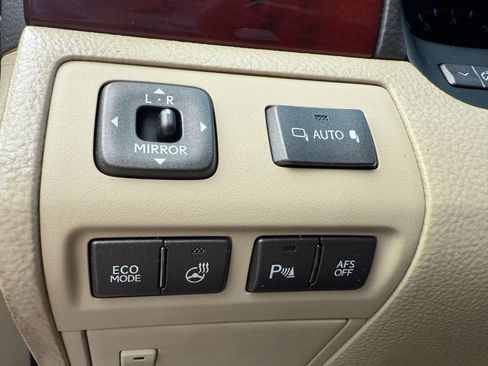 Used 2010 Lexus LS 460 image 24