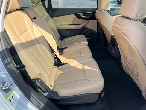 Used 2022 Audi Q7 3.0T Premium Plus image 26