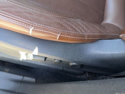 Used 2019 Subaru Ascent Touring image 11