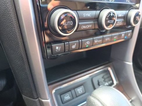 Used 2020 Subaru Ascent Touring w/ Popular Package #3 AWD/4WD image 36