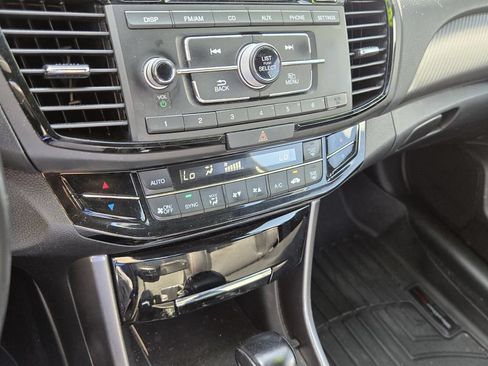Used 2017 Honda Accord Sport Special Edition image 18