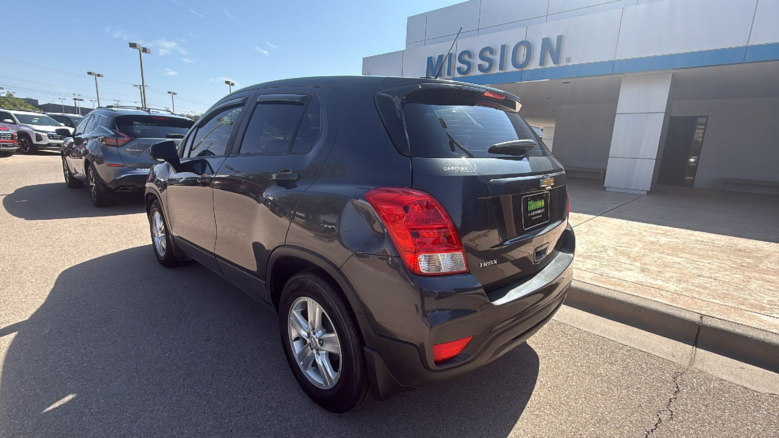Used 2019 Chevrolet Trax LS FWD image 5