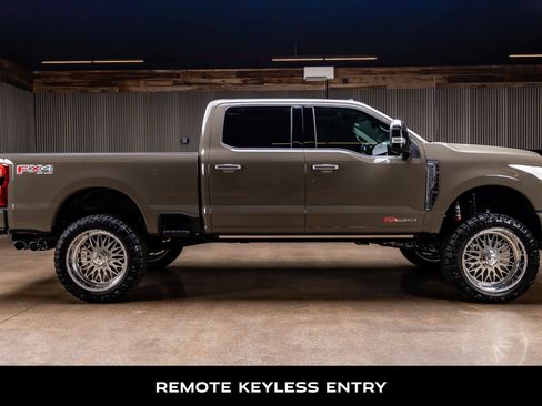 Used 2026 Ford F350 Platinum w/ Platinum Plus Package AWD/4WD image 11
