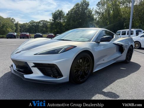Used 2023 Chevrolet Corvette Stingray Premium Cpe w/ Z51 Performance Package image 5