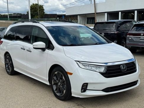 Used 2023 Honda Odyssey Elite image 8