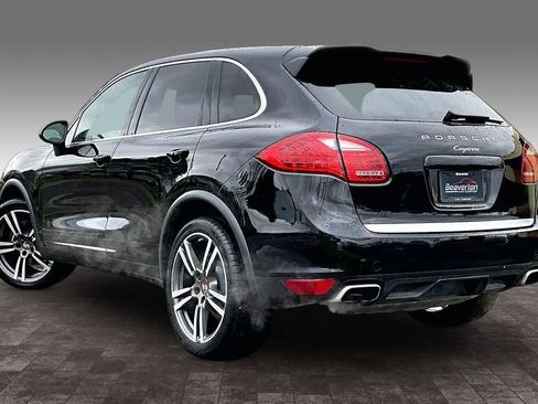 Used 2014 Porsche Cayenne Platinum Edition image 13