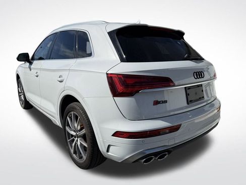 Used 2021 Audi SQ5 Premium w/ Convenience Package image 4