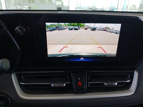 Used 2024 Chevrolet TrailBlazer LT w/ Driver Confidence Package FWD image 21