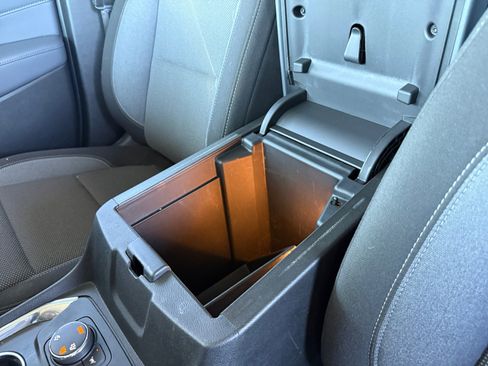 Used 2021 Chevrolet Traverse LT w/ LPO, Cargo Package image 19