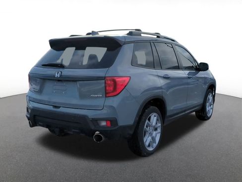 Used 2025 Honda Passport EX-L image 6