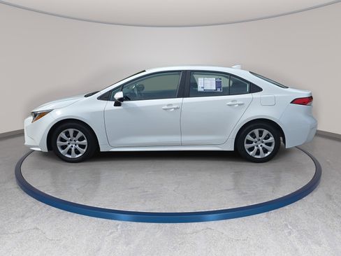 Used 2024 Toyota Corolla LE image 8