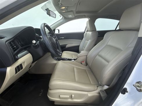 Used 2017 Acura ILX image 11
