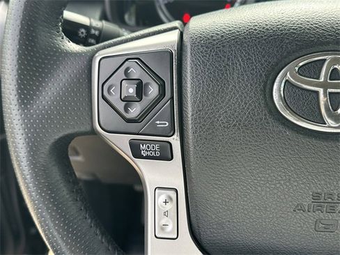 Used 2017 Toyota 4Runner SR5 image 11