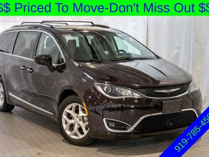 Used 2018 Chrysler Pacifica Touring-L Plus