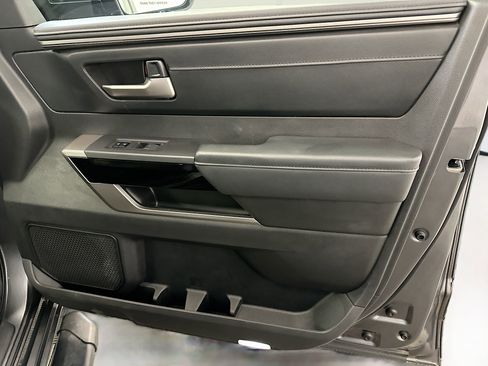 Used 2024 Toyota Tundra Limited image 34
