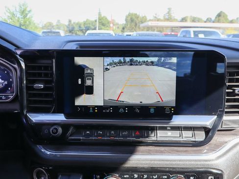 Used 2023 Chevrolet Silverado 1500 LTZ AWD/4WD image 20