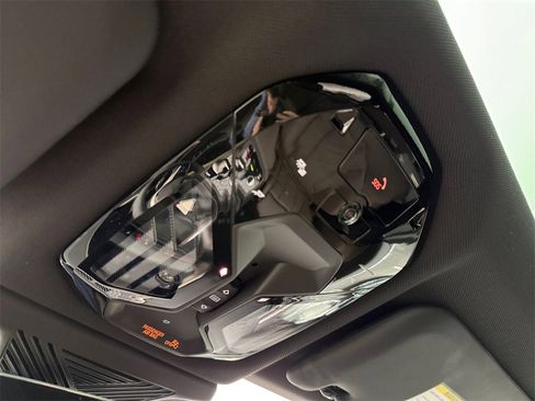 Used 2025 BMW X3 xDrive30i w/ Premium Package image 32