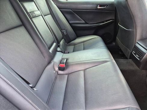 Used 2023 Lexus IS 300 w/ Comfort Package RWD image 18