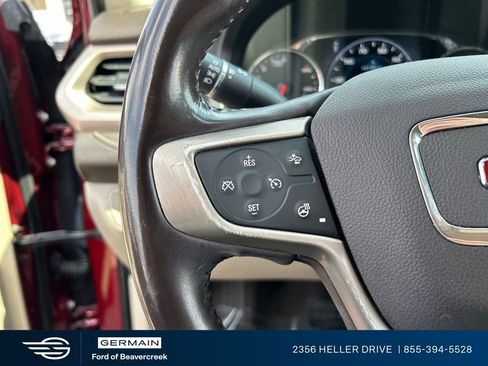 Used 2018 GMC Acadia Denali w/ Technology Package FWD image 24
