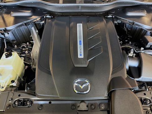 Used 2024 MAZDA CX-90 Plug-In Hybrid w/ Preferred AWD/4WD image 36