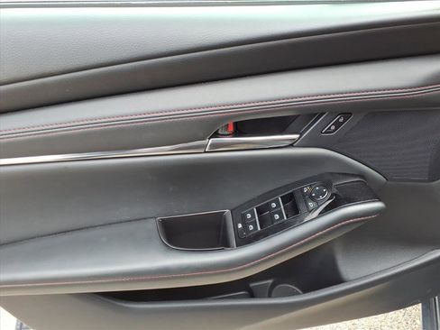 Used 2024 MAZDA MAZDA3 s image 11