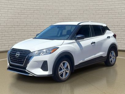 Used 2025 Nissan Kicks Play S