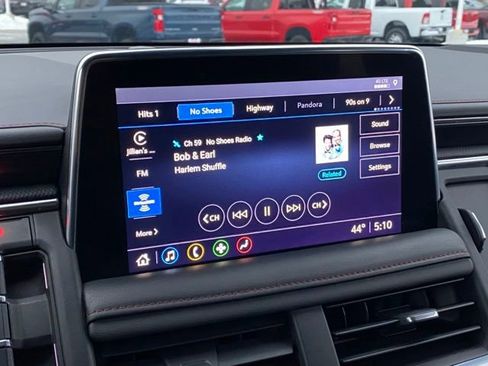 Used 2021 Chevrolet Tahoe RST w/ Luxury Package image 13