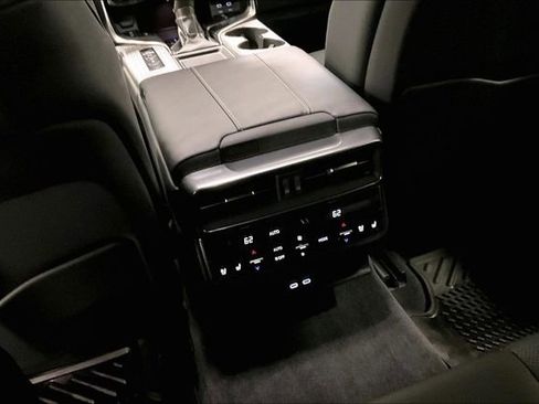 Used 2025 Lexus LX 600 F Sport w/ Accessory Package (Z1) AWD/4WD image 10