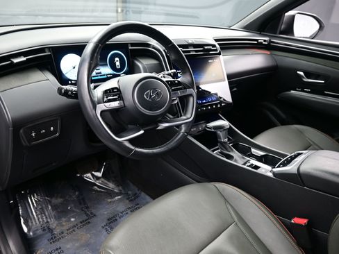 Certified 2023 Hyundai Santa Cruz Limited w/ Winter Package image 13