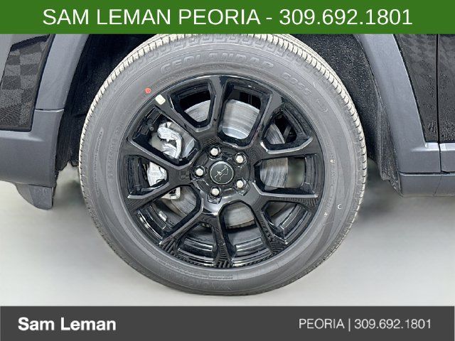 New 2026 Jeep Compass Latitude AWD/4WD image 28