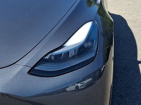 Used 2023 Tesla Model Y Long Range AWD/4WD image 11