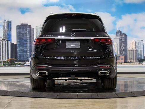 New 2026 Mercedes-Benz GLS 580 4MATIC image 11