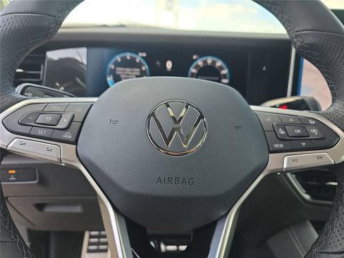 New 2026 Volkswagen Tiguan SEL R-Line image 22