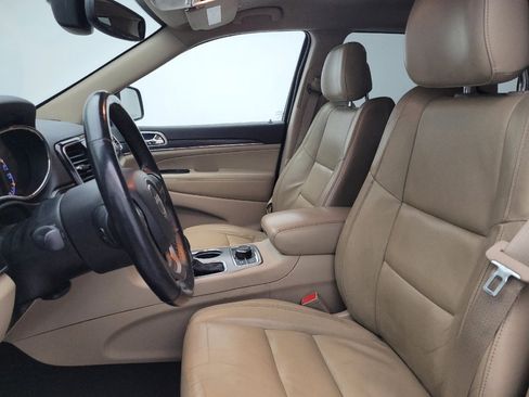 Used 2019 Jeep Grand Cherokee Limited image 17