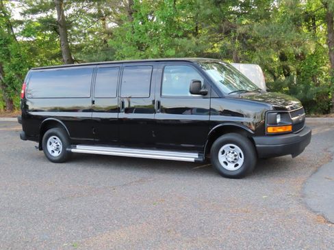 Used 2014 Chevrolet Express 3500 LS RWD image 7