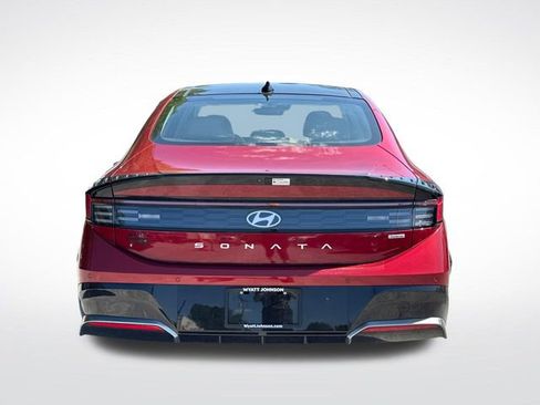Used 2025 Hyundai Sonata Limited FWD image 4