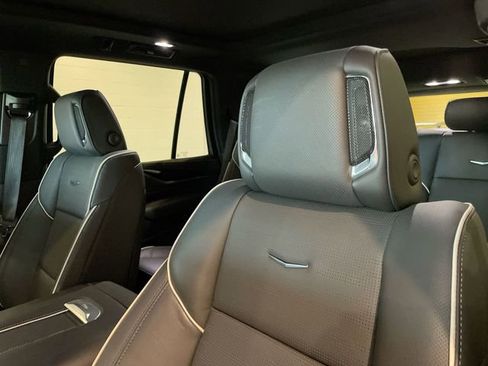 Certified 2024 Cadillac Escalade Sport w/ Touring Package AWD/4WD image 21