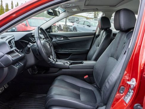 Certified 2019 Honda Civic Touring image 27