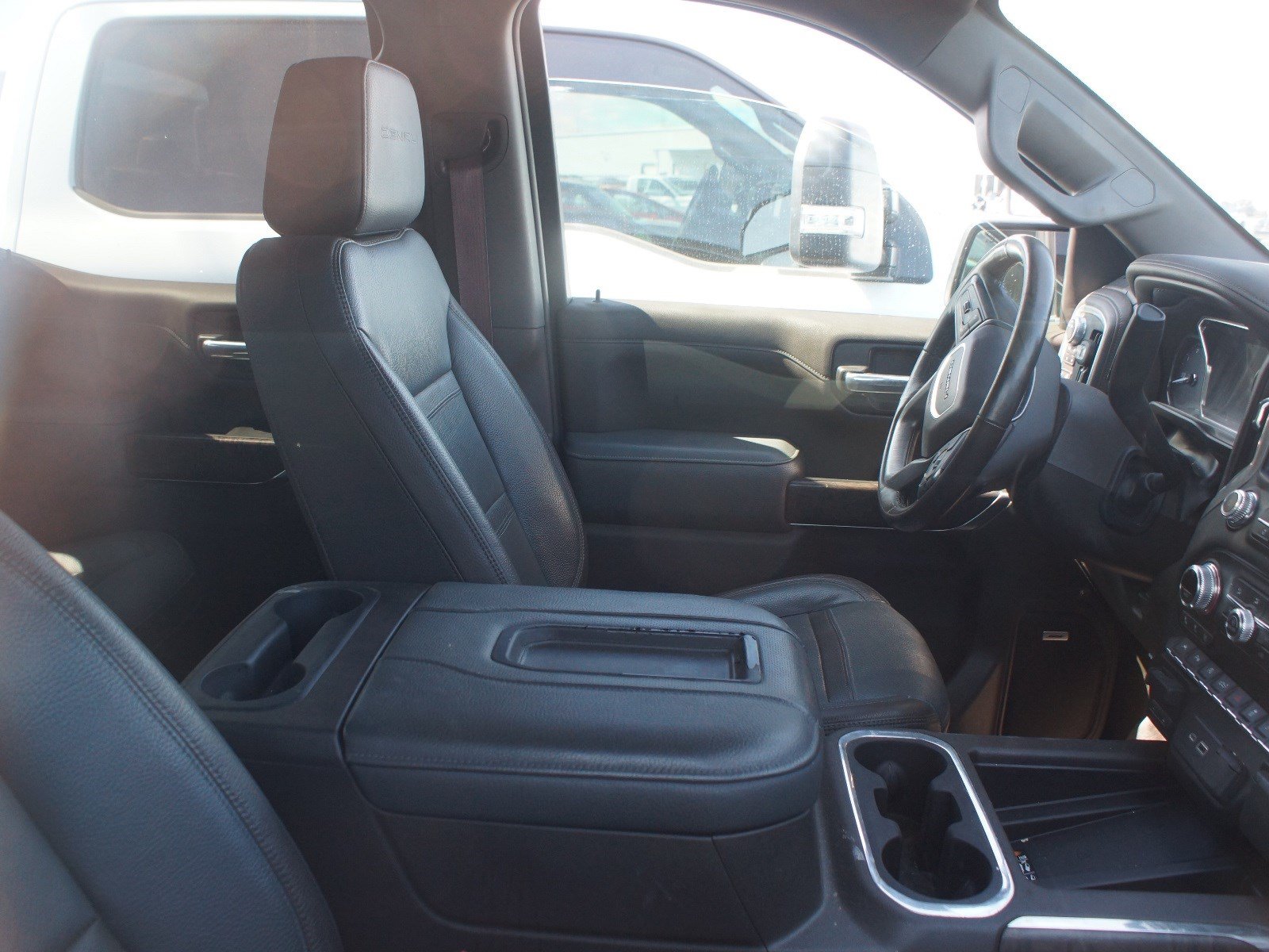 Used 2020 GMC Sierra 1500 Denali w/ Driver Alert Package II AWD/4WD image 5