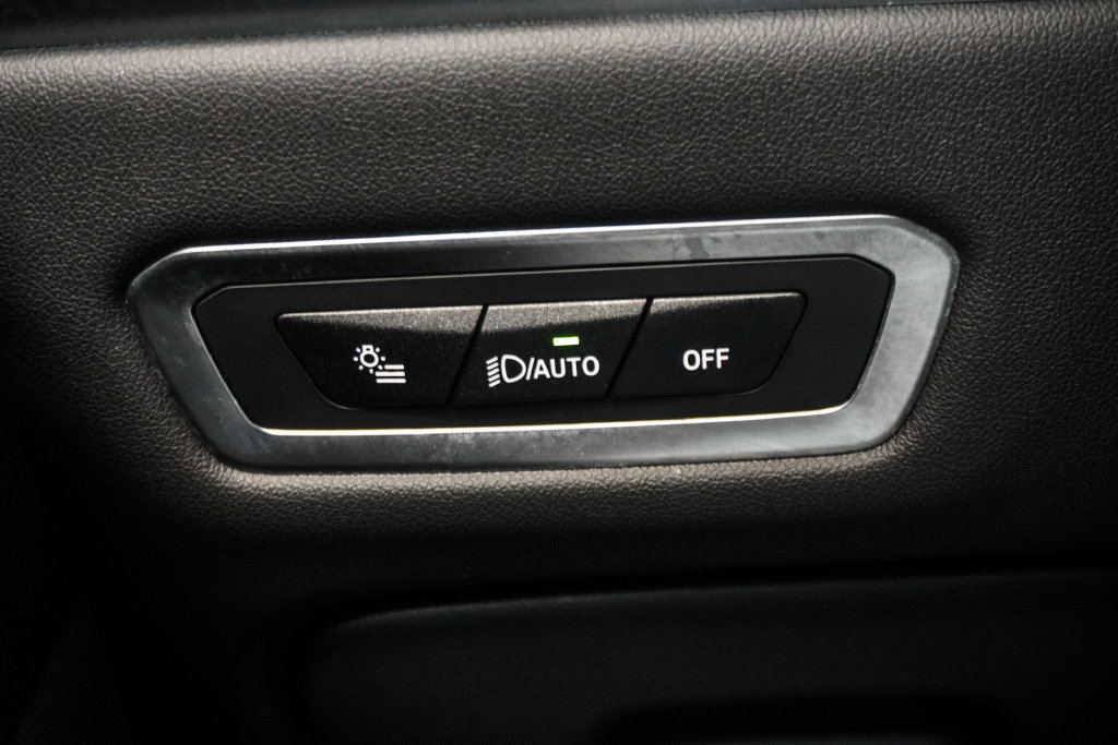 Used 2025 BMW X7 xDrive40i AWD/4WD image 27