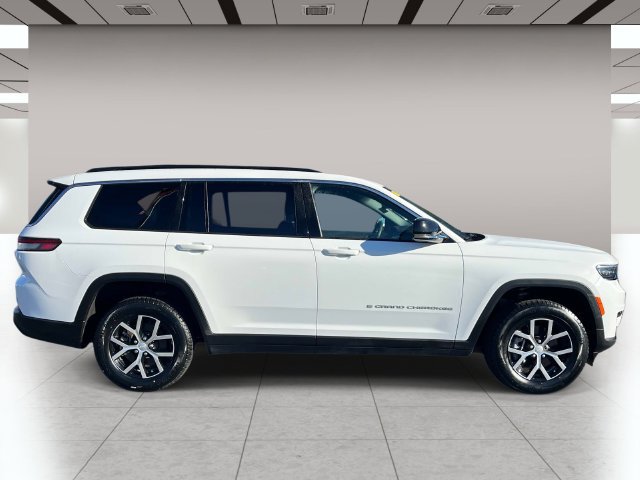 Certified 2024 Jeep Grand Cherokee L Limited AWD/4WD image 2